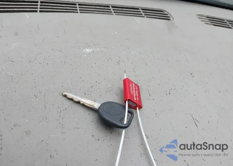 2005 Chevrolet Silverado 1500 Work Truck from USA, damaged, VIN 1GCEK14X25Z181358